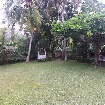 4 Seasons Guesthouse Hikkaduwa Dış mekan fotoğraf