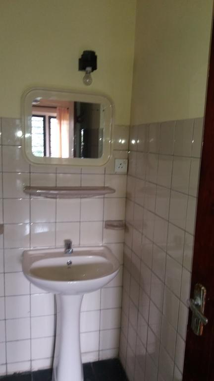 4 Seasons Guesthouse Hikkaduwa Dış mekan fotoğraf