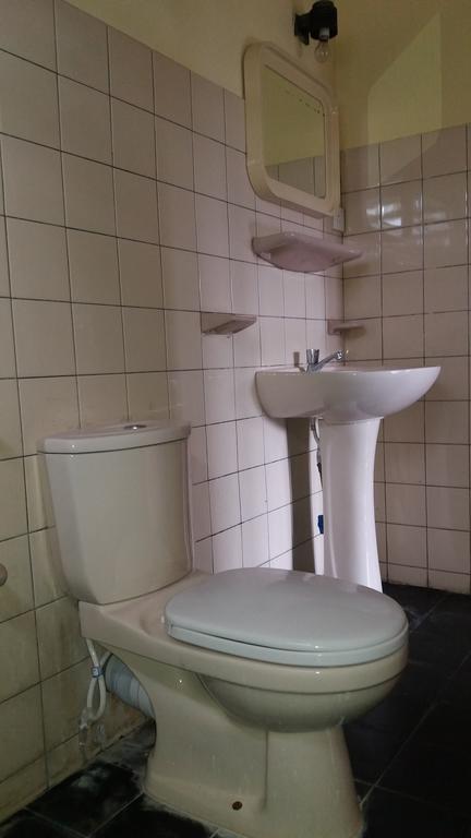 4 Seasons Guesthouse Hikkaduwa Dış mekan fotoğraf