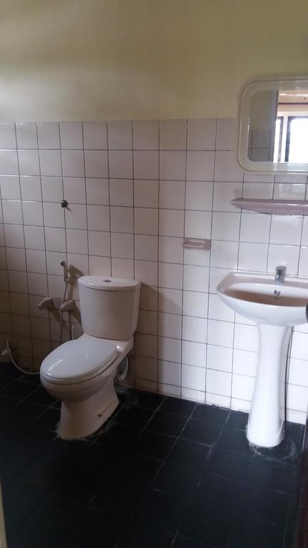 4 Seasons Guesthouse Hikkaduwa Dış mekan fotoğraf