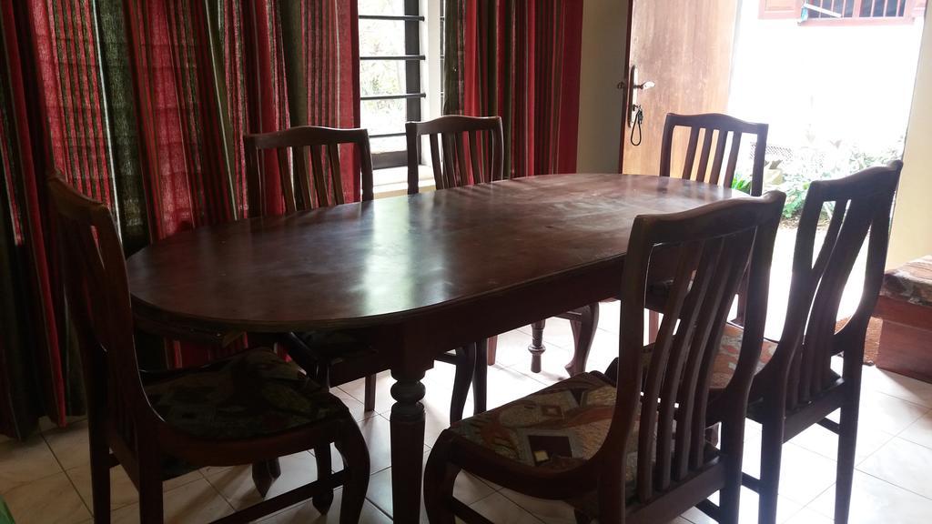 4 Seasons Guesthouse Hikkaduwa Dış mekan fotoğraf